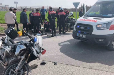 Kahramanmaraş’ta ehliyetsiz sürücü polislere çarptı: 2 polis yaralı