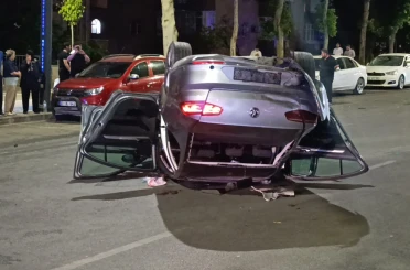 Kahramanmaraş’ta trafikte yarış kazayla bitti: 5 yaralı 