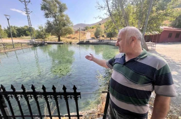 Kahramanmaraş’taki Balıklı Göl, berrak suyu ve balıklarıyla ziyaretçilerini ağırlıyor 
