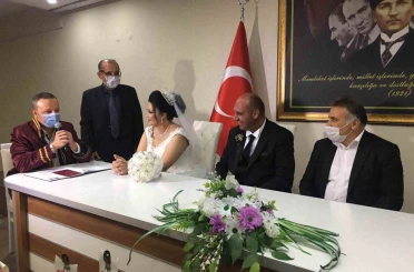 Kahreden tesadüf: 6 yıl önce annesi patates püresinden, kızı ise elma yerken öldü 