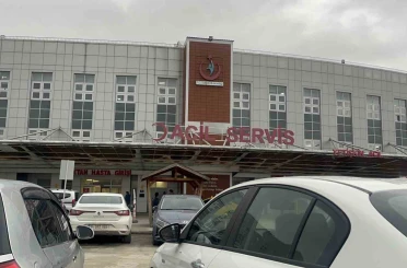 Kalbi durduktan sonra hayata geri döndürülen adam hastaneye kaldırıldı 