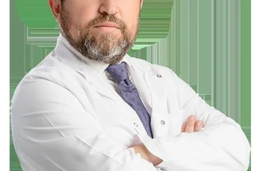 Kalça kırıkları kadınlarda 70, erkeklerde 80 yaş sonrası daha sık görülüyor 