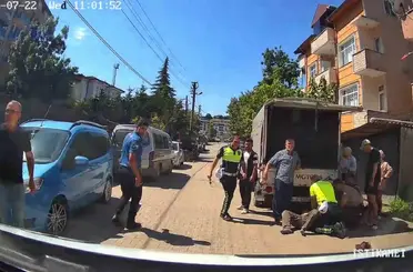 Kalp krizi geçiren 68 yaşındaki adamı polis hayata bağladı
