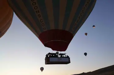 Kapadokya’da balonlar rahim ağzı kanserine karşı farkındalık için havalandı