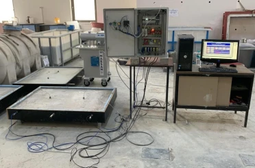 Kar ve buzlanmaya karşı ısınabilen beton 