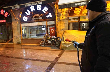 Kar yağışına karşı Tokat Belediyesi’nden etkin mücadele 