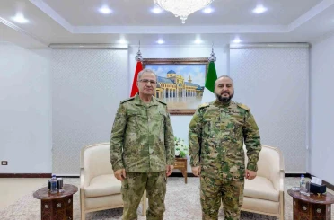 Kara Kuvvetleri Komutanı Tokel, Suriye Savunma Bakanı ve Genelkurmay Başkanı ile görüştü 