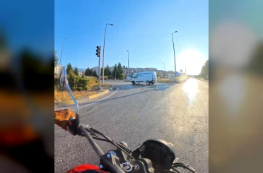 Karabük’te kırmızı ışık ihlalleri kask kamerasında 