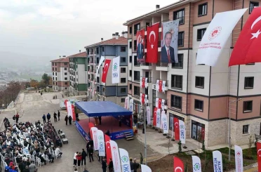 Karabük’te TOKİ konutları hak sahiplerine teslim edilmeye başlandı 
