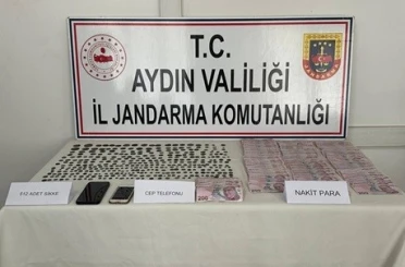 Karacasu’da durdurulan araçta tarihi eser ele geçirildi 