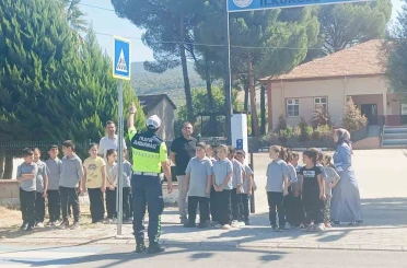 Karacasu’da minik öğrencilere trafik bilinci aşılandı 