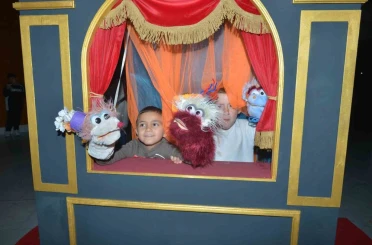 Karagöz Kukla Ve Gölge Oyunları’na renkli açılış 