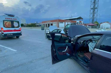 Karaman’da iki otomobil çarpıştı: 1 yaralı 