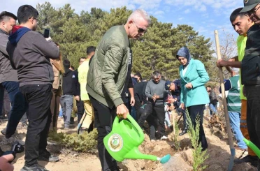 Karaman’da ‘Milli Ağaçlandırma Günü’nde 5 bin fidan toprakla buluşturuldu 