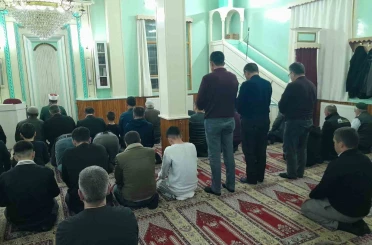 Karapınar’da ilk teravih namazı kılındı 