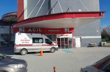 Karapınar’da otomobil kamyonete çarptı: 1 yaralı 