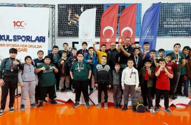 Karatay Belediyespor Güreş Takımı Kahramanmaraş’tan ikincilikle döndü