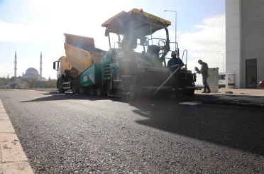 Karatay’ın Dört Bir Yanında Asfalt Ve Altyapı Çalışması Var