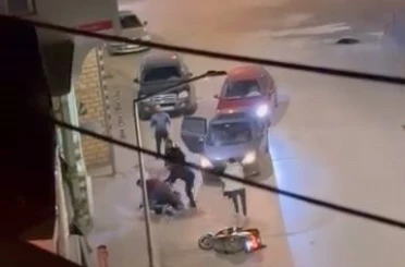 Kardeşler birbirine girdi: Ağabeyini bıçakla yaralayıp kaçtı 