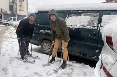 Kardeşlerin Tokat usulü kayak macerası 