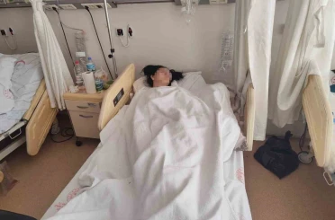 Karısını darbettiği ve balkondan attığı ileri sürülen koca tutuklandı 