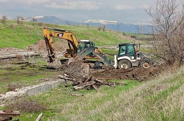 Kars-Gümrü demiryolu hattında çalışmalar başladı 
