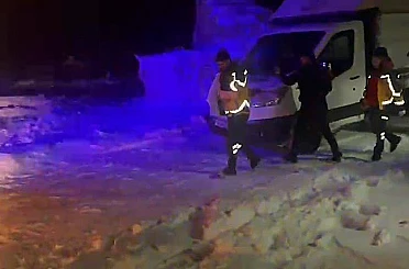 Kars’ta 1 yaşındaki bebek için ekipler seferber oldu 