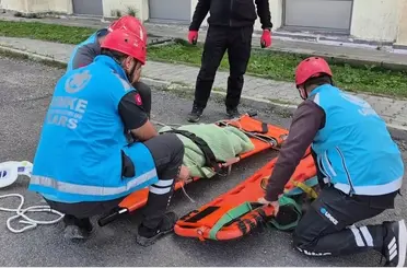 Kars’ta 6.5’lik deprem senaryosu: Türkiye’nin deprem gerçeği sahada canlandırıldı
