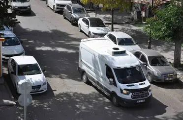 Kars’ta araç sayısı nüfusu ikiye katladı: 90 bin kişiye 56 bin 733 araç
