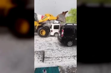 Kars’ta fındık büyüklüğünde dolu yağdı: Akyaka ve Arpaçay beyaza büründü 