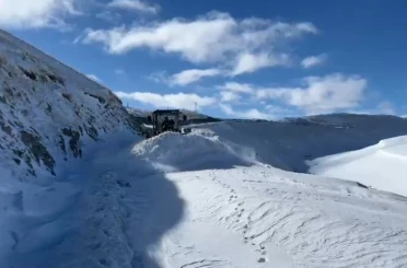 Kars’ta köy yolları tek tek açılıyor 