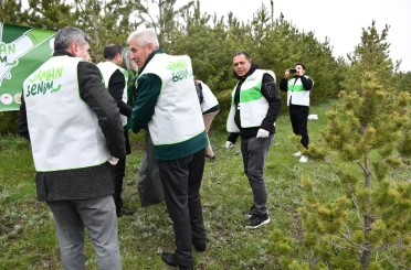 Kars’ta "Orman Benim" Seferberliği: Paşaçayırı’nda yangın riskine karşı temizlik hareketi 