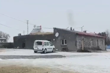 Kars’ta yüksek kesimlere kar yağdı 