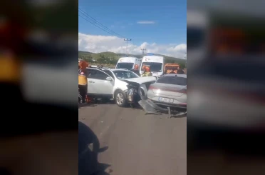 Kars’ta zincirleme kaza: 8 yaralı 