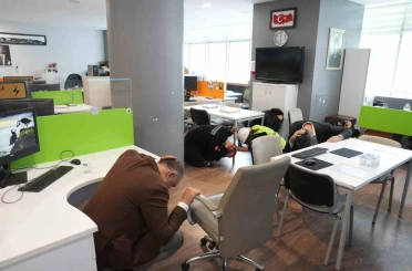 Kartal Belediyesi’nde deprem tatbikatı başarıyla gerçekleştirildi 