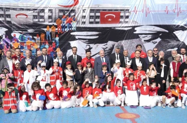 Kartal’da ‘Kızılay Haftası’ öğrenci etkinlikleriyle kutlandı 