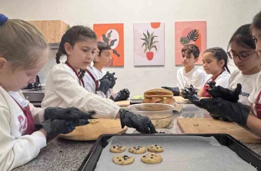 Kartepe’deki ilkokulda "Türkiye Yüzyılı Maarif Modeli" ile çok yönlü eğitim 