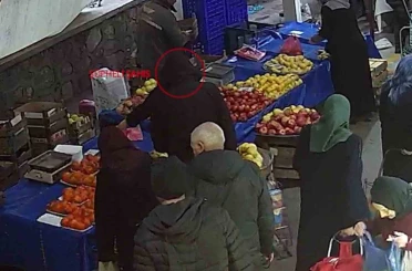 Kaşla göz arasında hırsızlık yaptı: O şüpheliyi polis yakaladı 