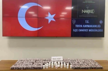 Kastamonu’da 9 bin 642 adet sentetik ecza hapı ele geçirildi 