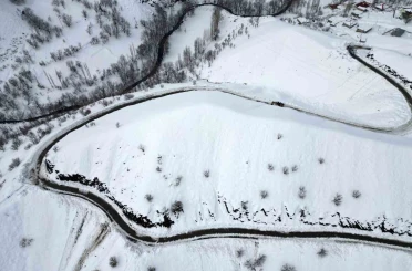 Kato Dağı beyaz gelinliğini giydi, ortaya seyrine doyumsuz manzaralar çıktı 