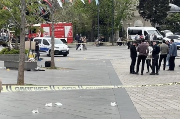 Kavga ettiği gruba bıçakla saldırdı: 4 yaralı 