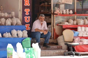 Kaya tuzu yazın kışlık ürünlere, kışın süs eşyasına kullanılıyor 