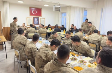 Kaymakam Arıkan, jandarma personeliyle iftarda buluştu 