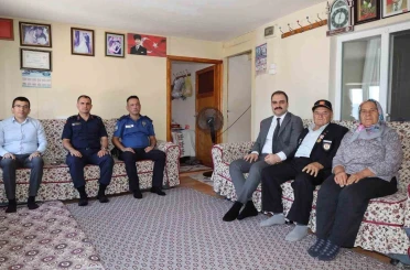 Kaymakam Battal, şehit ailesi ve gaziyi yalnız bırakmadı 