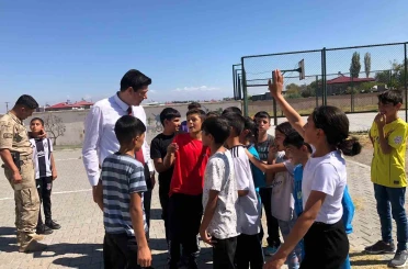 Kaymakam Erdoğan’dan Bulakbaşı Ortaokulu’na ziyaret 