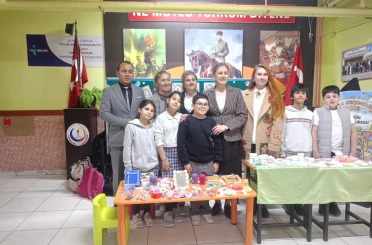 Kaymakam Kan, minik girişimcilerin heyecanına ortak oldu 