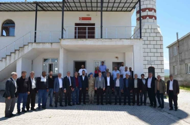 Kaymakam Koşansu köy köy gezerek vatandaşların talebini dinliyor 