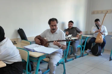 KAYMEK Şiir Atölyesi Kursu’nda gelenekten geleceğe sazlı sözlü yolculuk 
