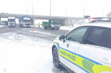 Kayseri - Malatya yolu ulaşıma kapandı 