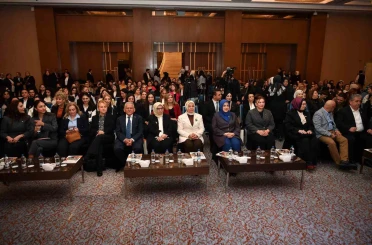 Kayseri; ’Üreten, Yöneten, Dönüştüren Kadınlarımızla Ekonomi Buluşmaları’na ev sahipliği yaptı 